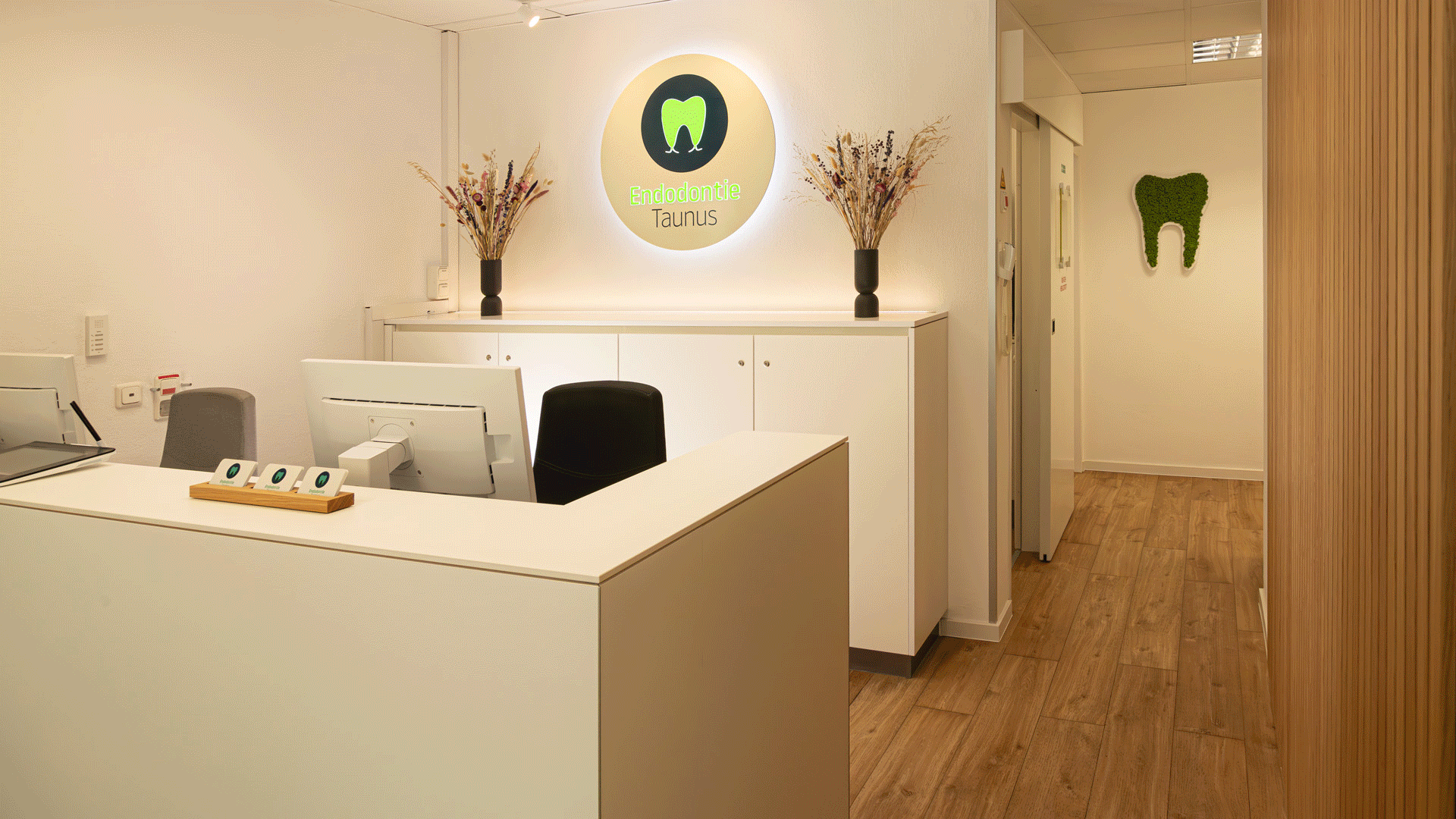 Foto der Praxis Endodontie Taunus – ein Designprojekt der Designagentur veit design aus Heidelberg